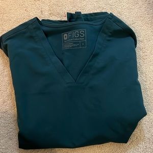 Carribean blue figs top- lightly worn